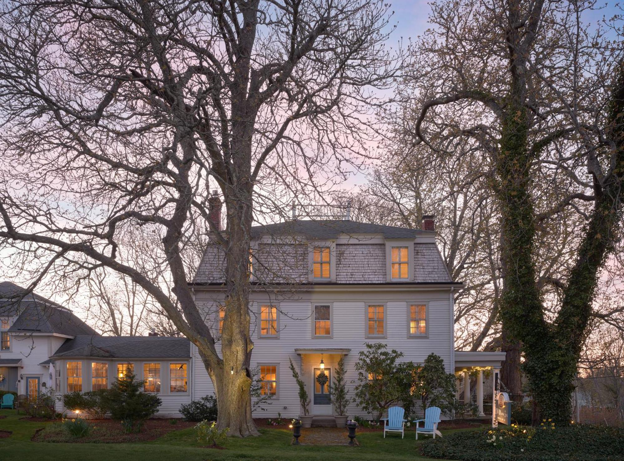 Old Manse Inn Brewster Eksteriør billede